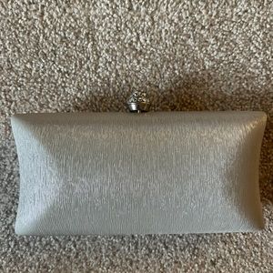 Silver clutch